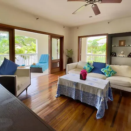 Stunning 1 Bedroom Hideaway Palm / Garden View